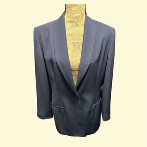296 - Navy Blue Lined Blazer Vintage